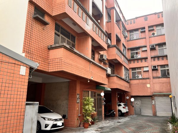 本緣海佃。安南靜美透天