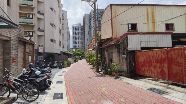 成大9套房類電梯獨院墅：圖片 11