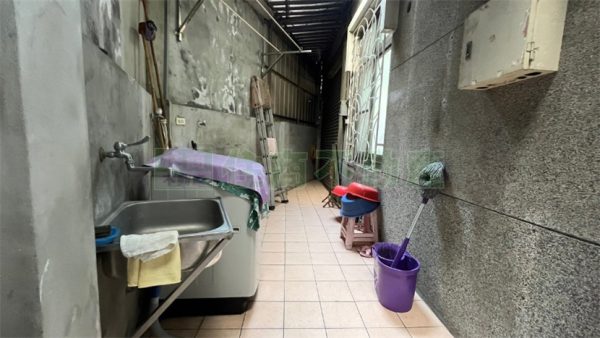 國華街大面寬商業金店：圖片 15