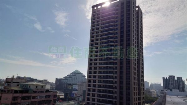 府前院 百坪雙車豪邸：圖片 3